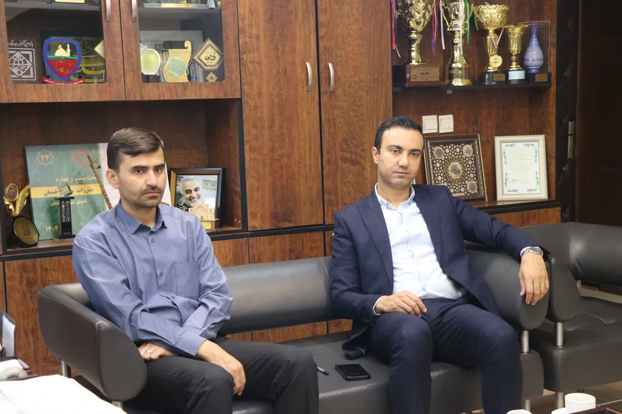 نشست هم‌اندیشی تأمین مسکن محرومان در قزوین