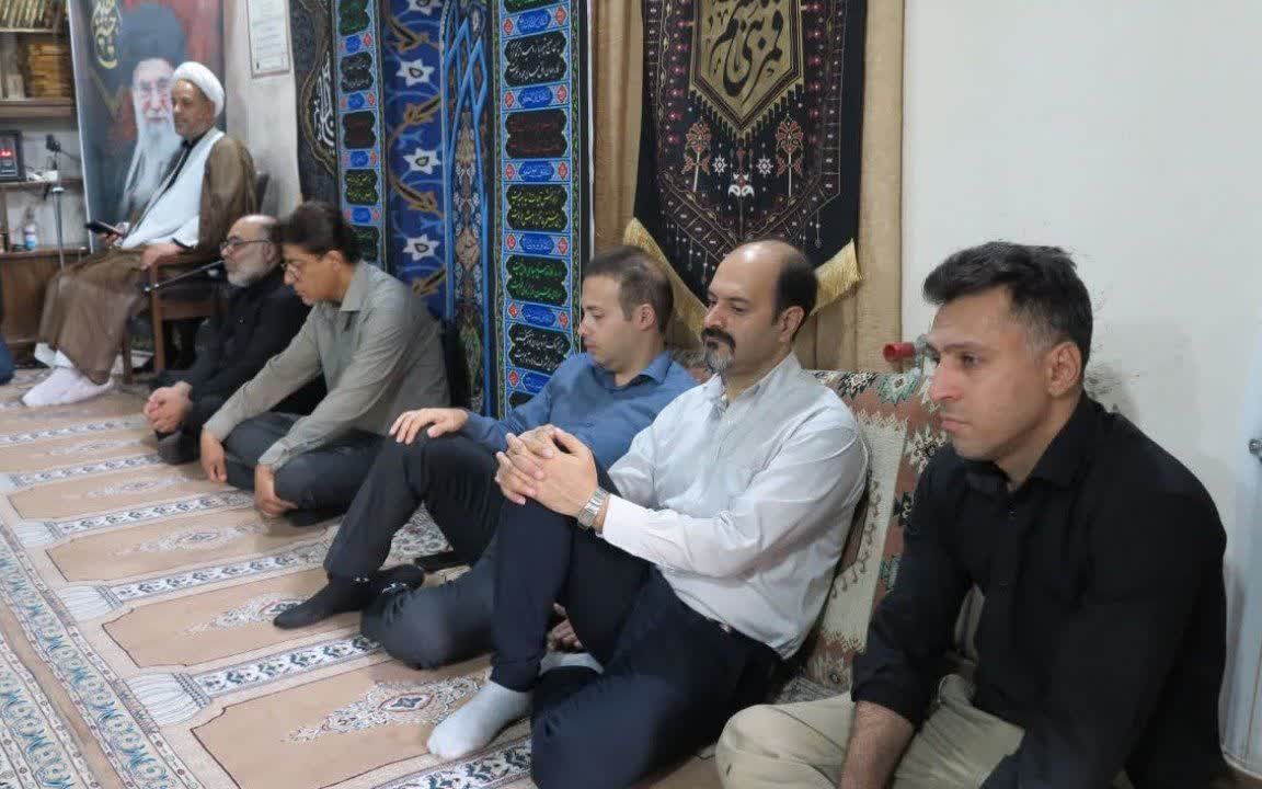 بزرگداشت چهلم رهبر شهید در بنیاد مسکن قزوین