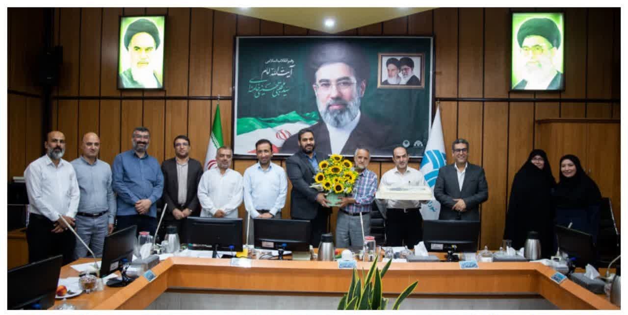 تجلیل از آزاده سرافراز شورای شهر قزوین