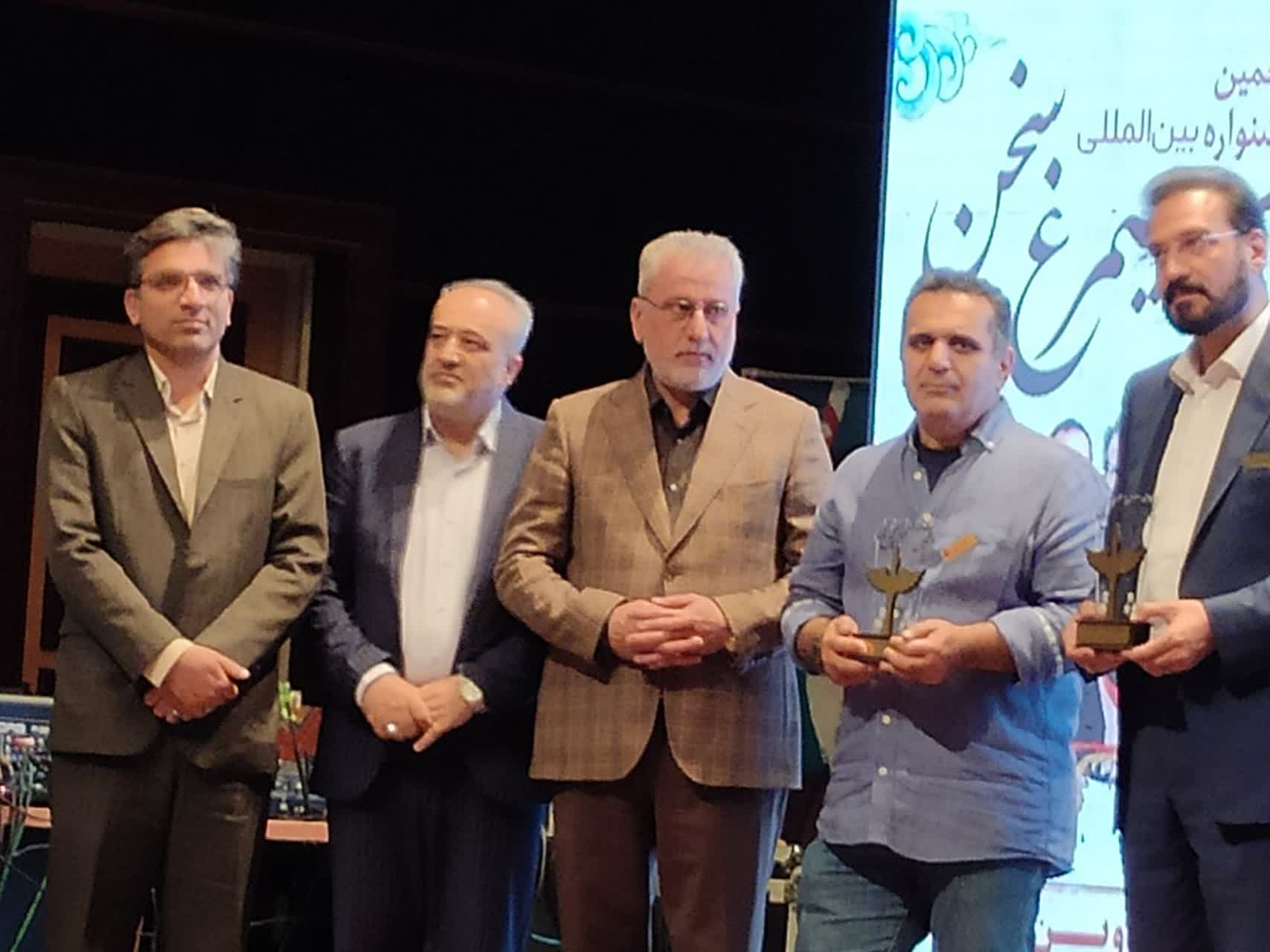 سیمرغ سخن در هفته فرهنگی قزوین به پرواز درآمد