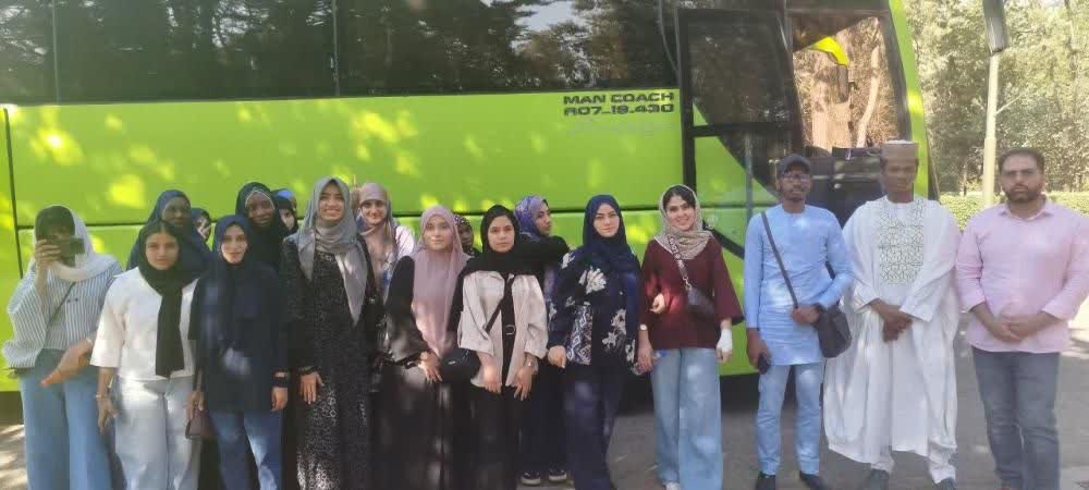 حضور دانشجویان بین‌الملل در جایزه دیپلماسی فرهنگی