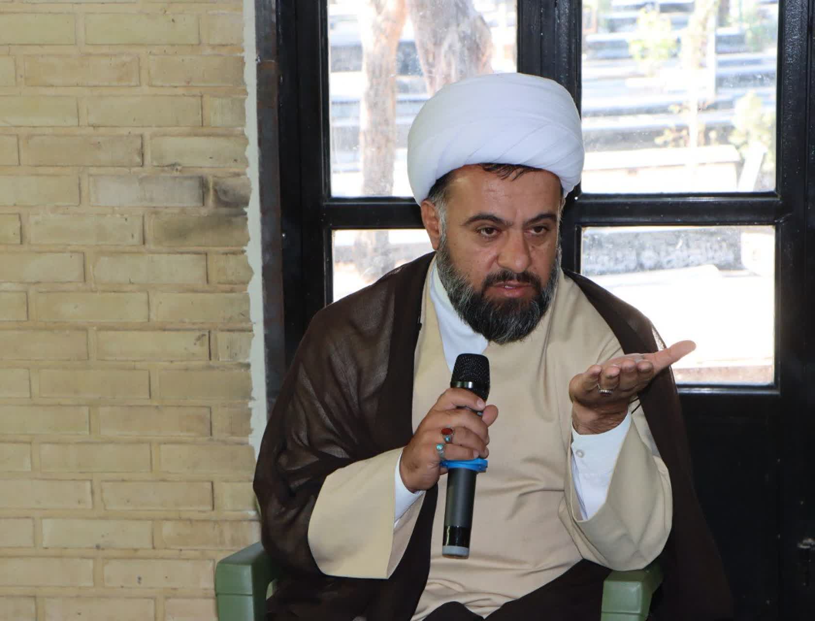 امام جمعه اقبالیه: مکتب شهدا بر ایستادگی تأکید دارد