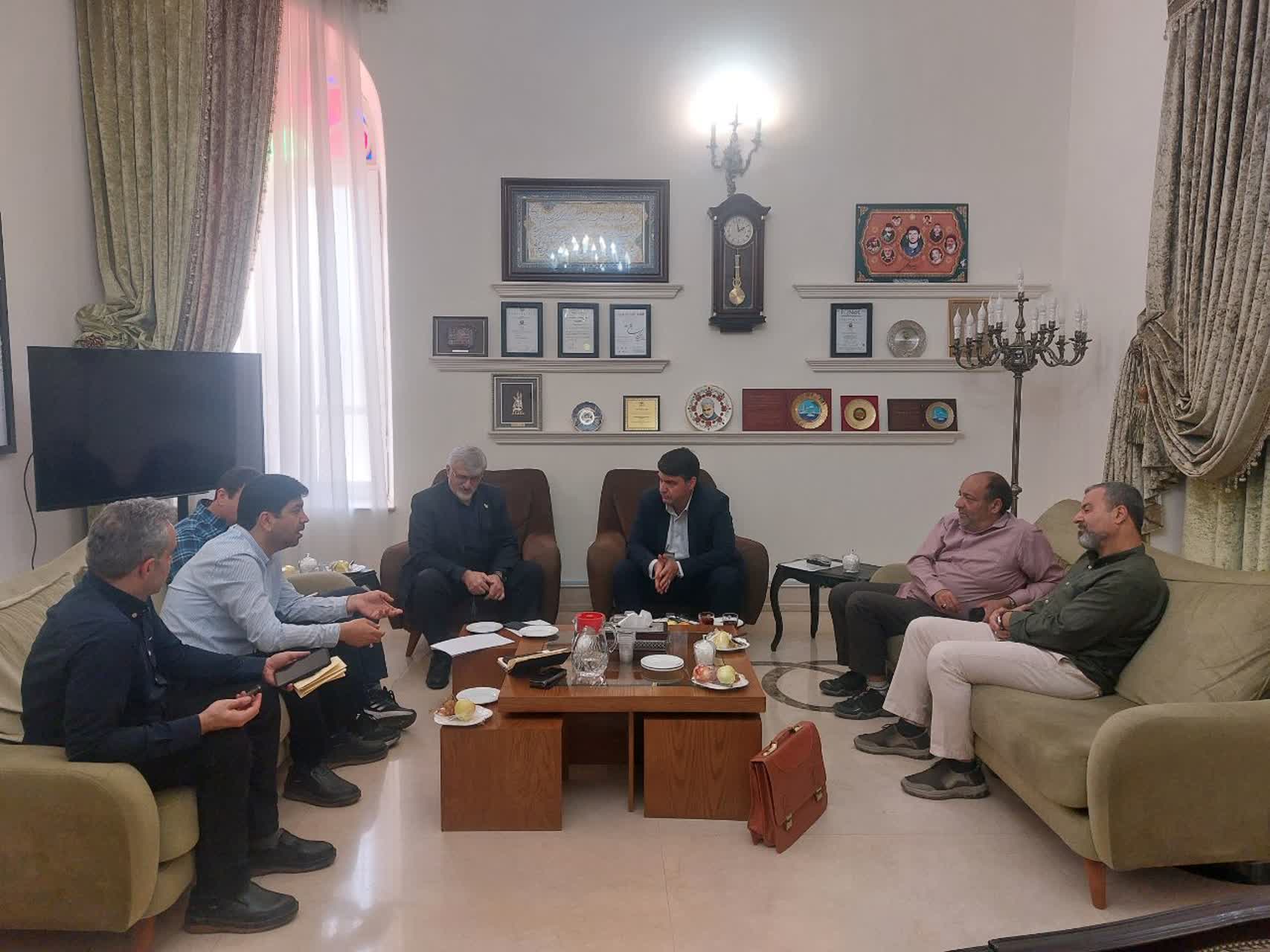 بررسی مسائل کلیدی مدیریت شهری قزوین
