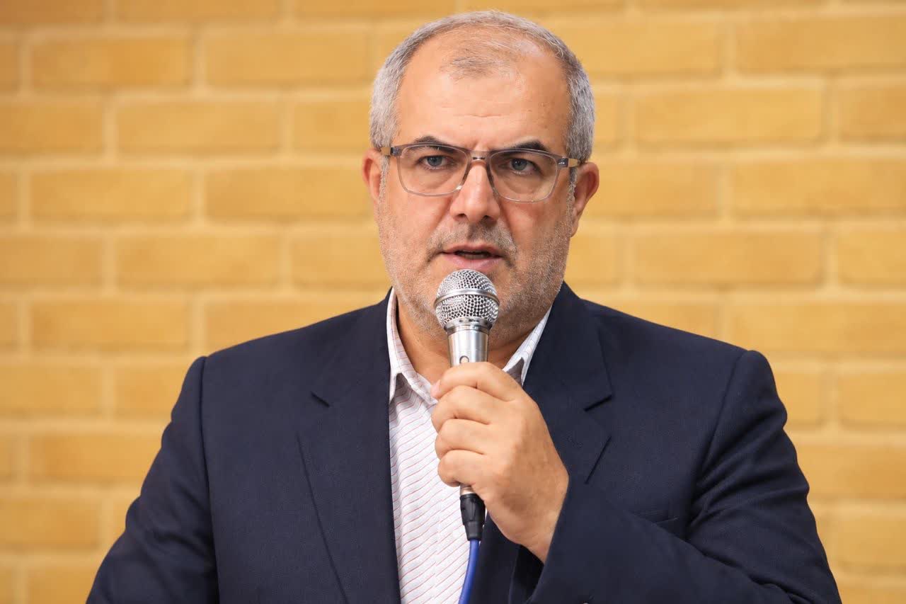 فرماندار البرز: دفاع مقدس نماد عزت و استقلال ملت ایران است