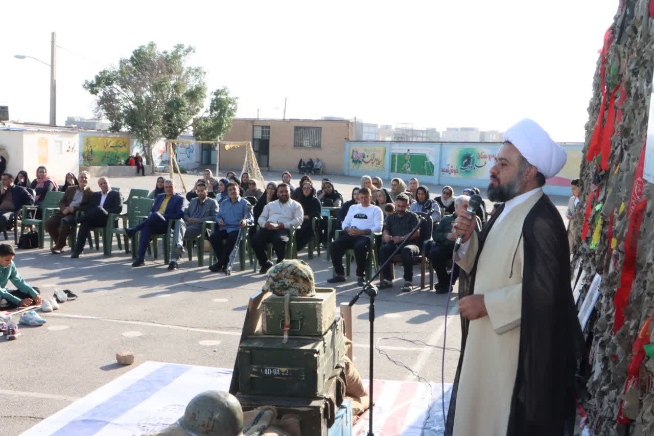 امام جمعه اقبالیه: دانش‌آموزان سنگر علم را حفظ کنند