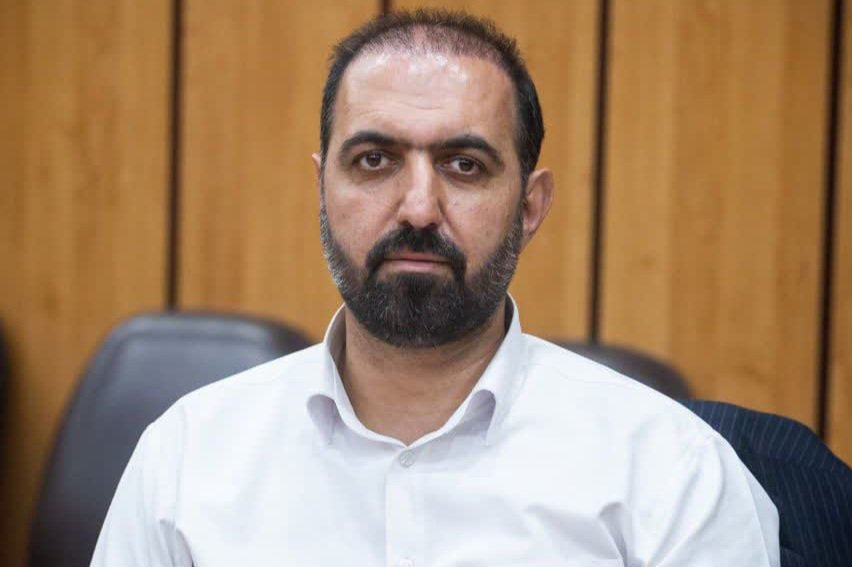 فرمانی: حقوق قانونی آتش‌نشانان باید پیگیری شود