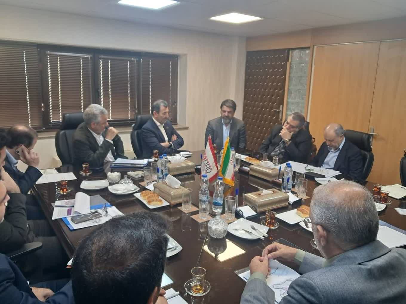 پیگیری مطالبات صنعت و معدن قزوین در وزارت صمت