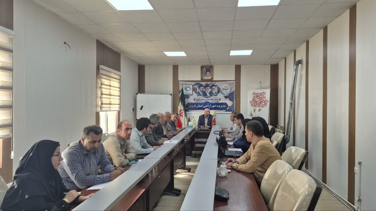 بررسی ۲۱ طرح کشاورزی در قزوین