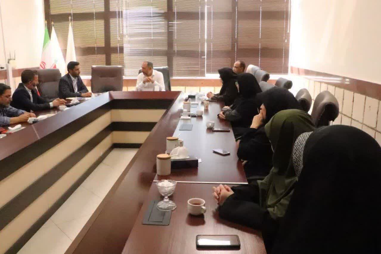 نشست بصیرتی با محوریت جهاد تبیین و امیدآفرینی در قزوین