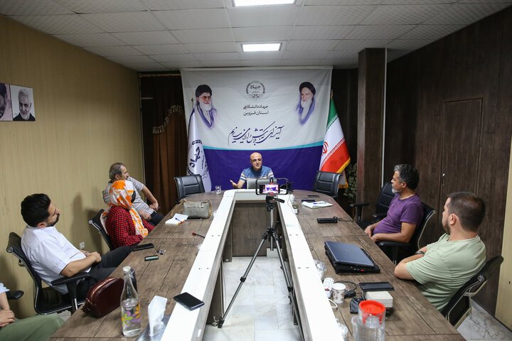 سقوط هخامنشیان و ابهام‌های تاریخی درباره اسکندر بررسی شد