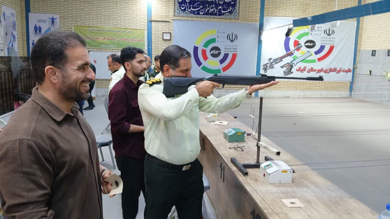 مسابقات ورزشی کارکنان انتظامی آبیک برگزار شد
