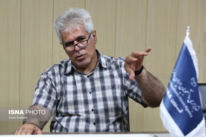 آفات درختان گردو و طغیان ملخ‌ها