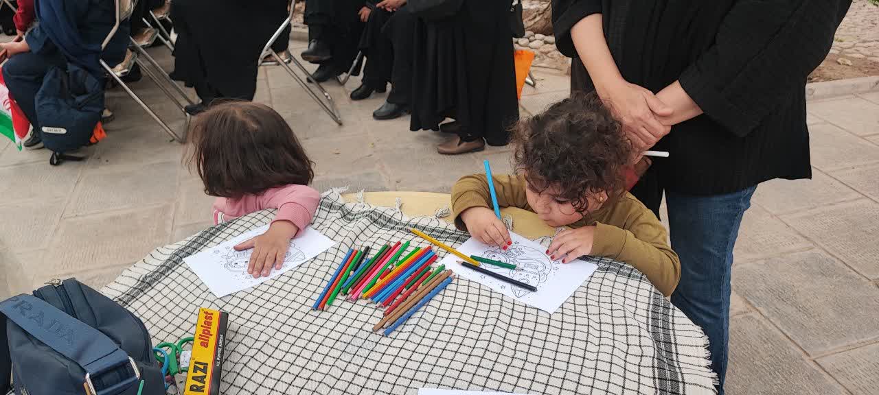 جشن روز کودک در سعدالسلطنه قزوین