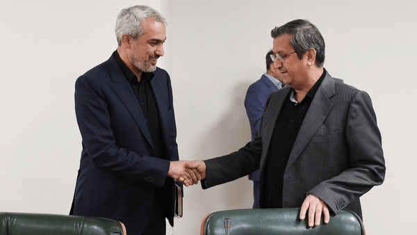 مدنی‌زاده و همتی پاسخ سوال دلار را ندادند