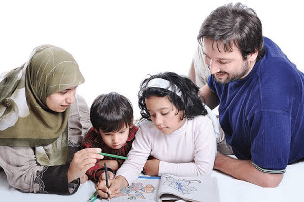وقتی کودکان حرف‌هایشان را قورت می‌دهند