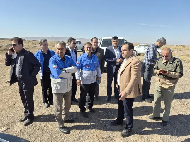 پیشگیری از تهدید سیلاب در شهرک صنعتی آراسنج/ فرماندار بوئین‌زهرا دستور احداث سیل‌بند و کانال انحرافی را صادر کرد