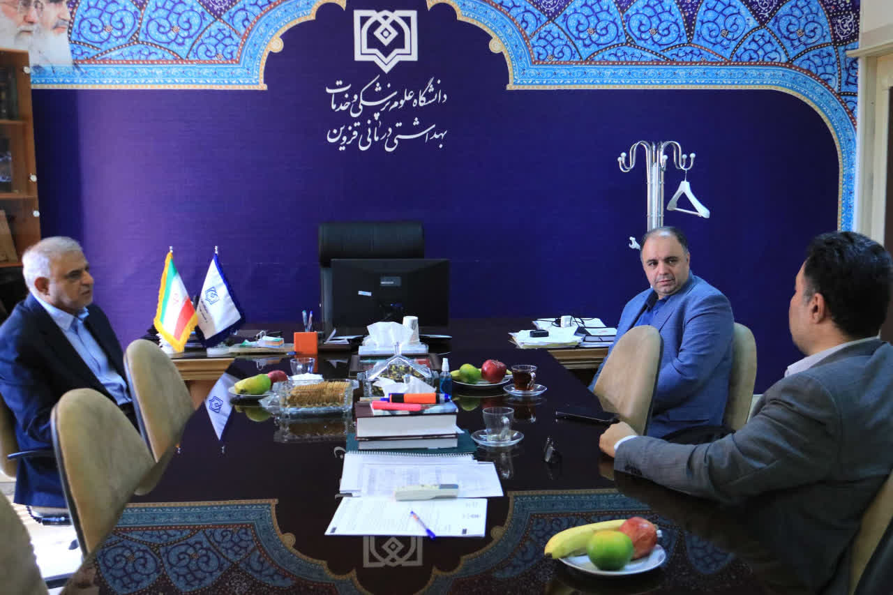 دیدار رئیس دانشگاه رجا با رئیس علوم پزشکی قزوین