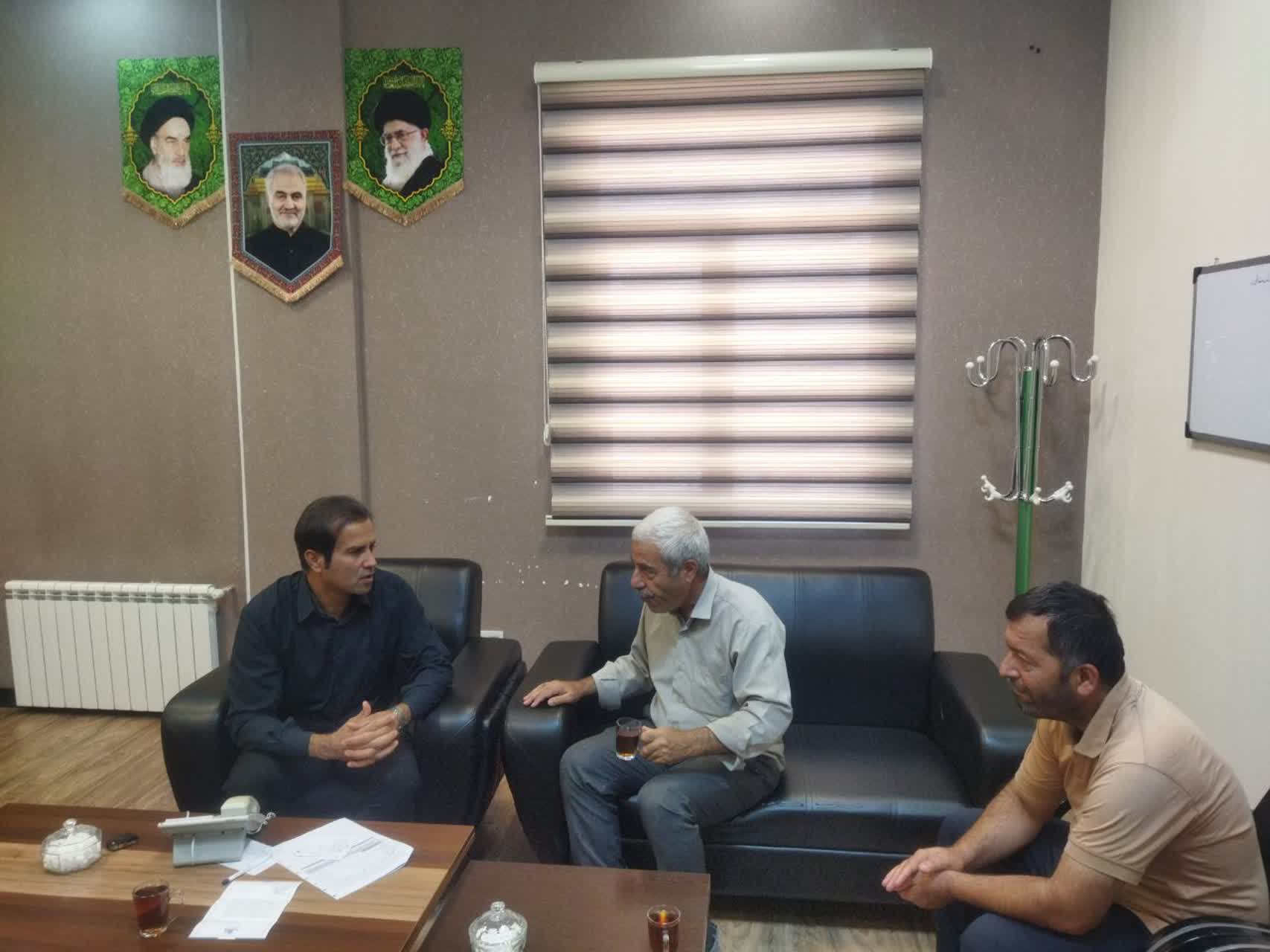 فرخ: رسیدگی به مطالبات شهروندان در اولویت است
