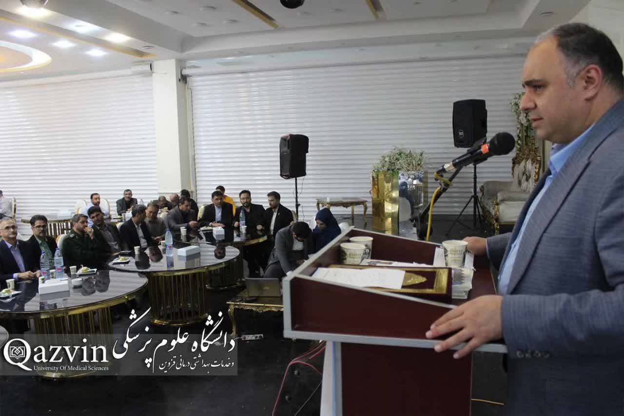 تقدیر رئیس دانشگاه علوم پزشکی قزوین از فرماندار بوئین‌زهرا
