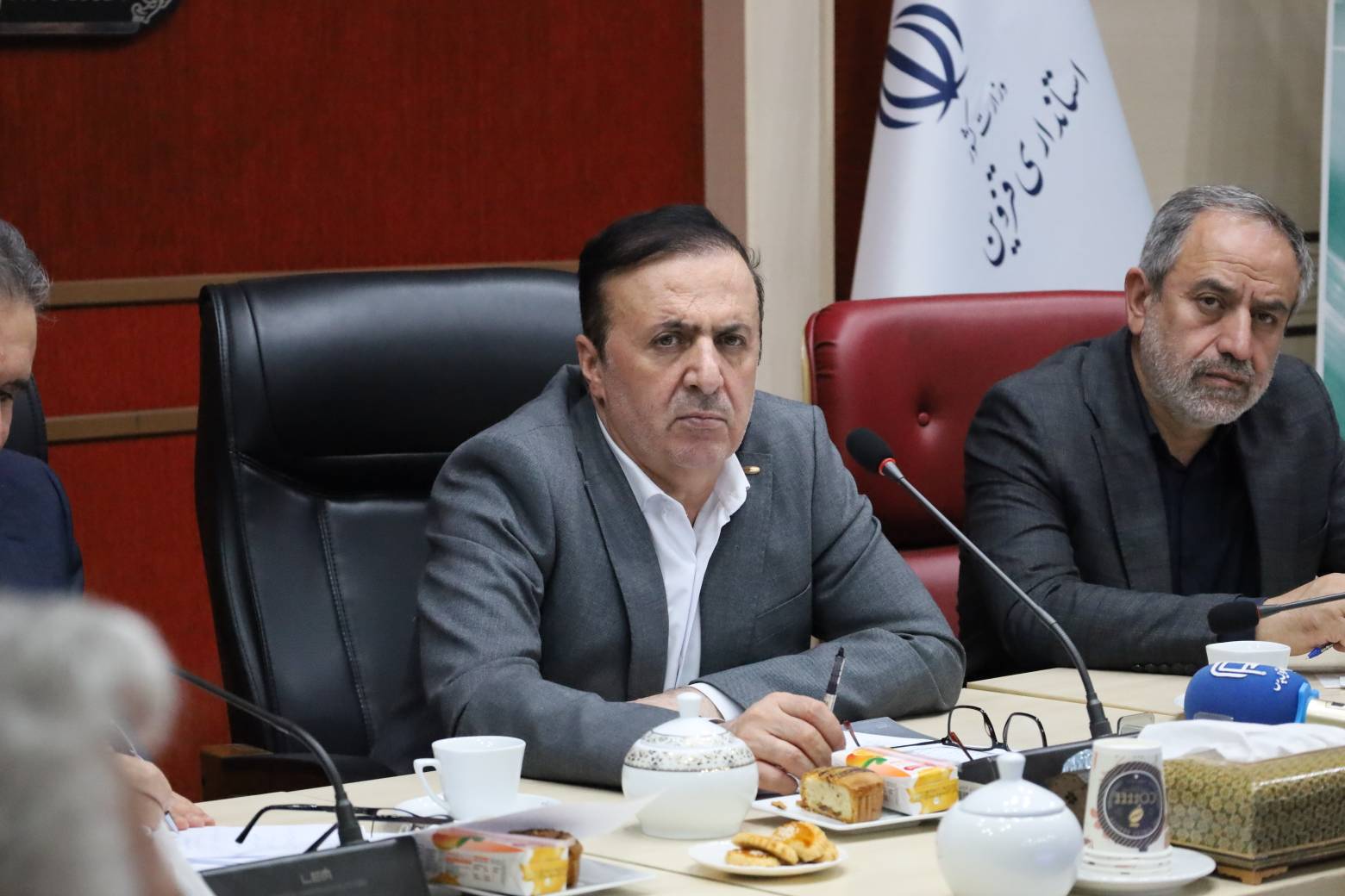 تأکید استاندار بر حمایت همه‌جانبه دولت از واحدهای تولیدی قزوین/ صنعتگران با وجود جنگ و تحریم پای کار ایستادند
