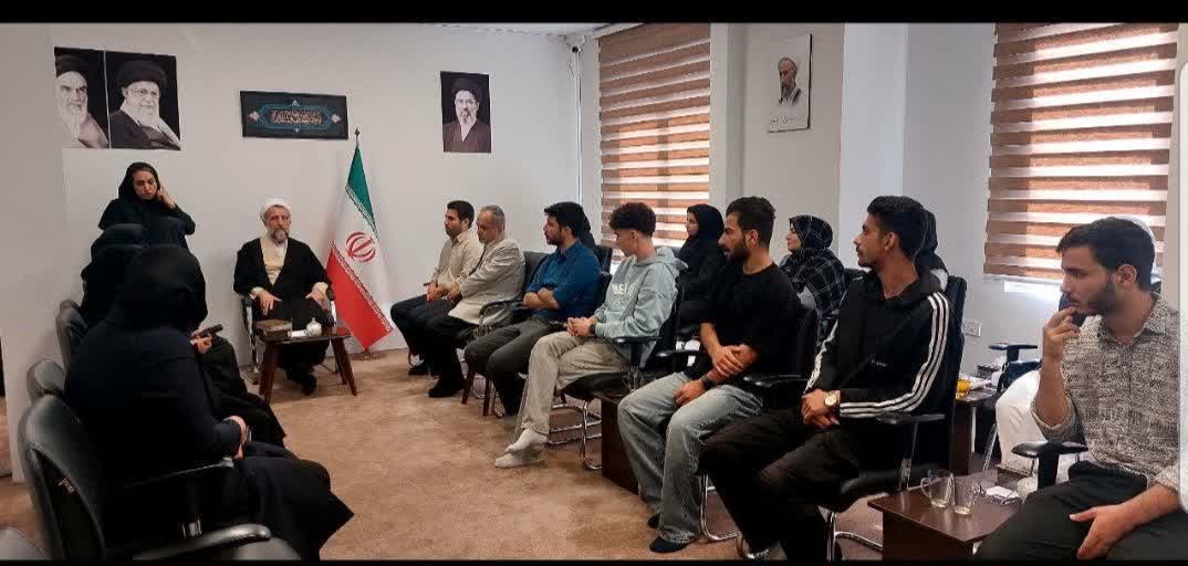تأکید آیت‌الله مظفری بر پیگیری مطالبات ناشنوایان