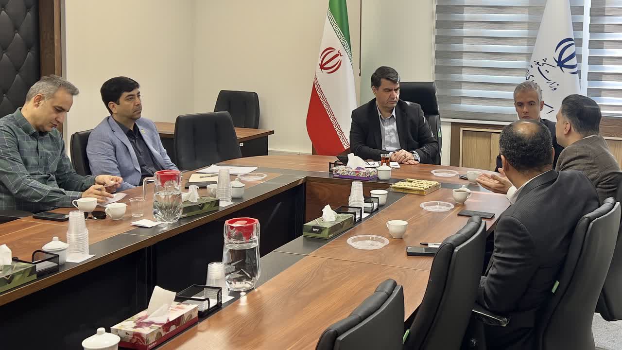 تأکید معاون عمرانی استاندار قزوین بر جذب سرمایه‌گذار گردشگری