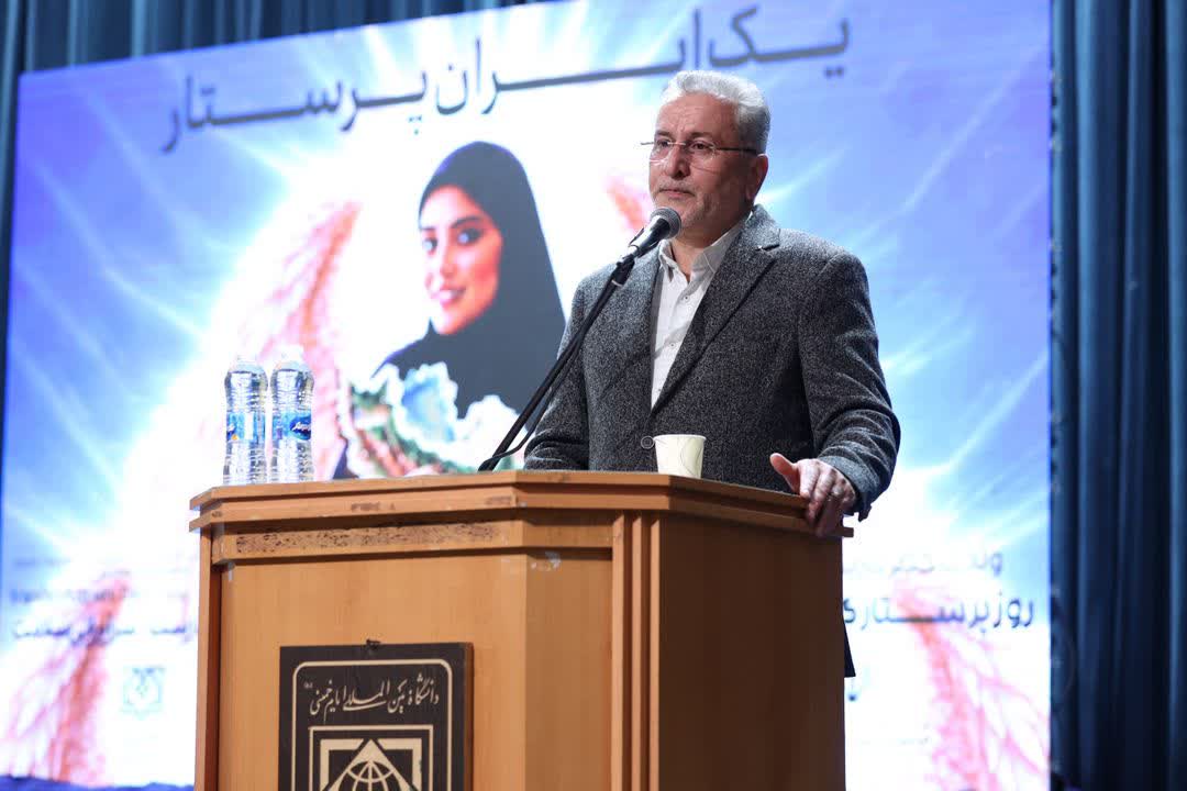 معاون استاندار قزوین: معیشت پرستاران باید در اولویت دولت باشد