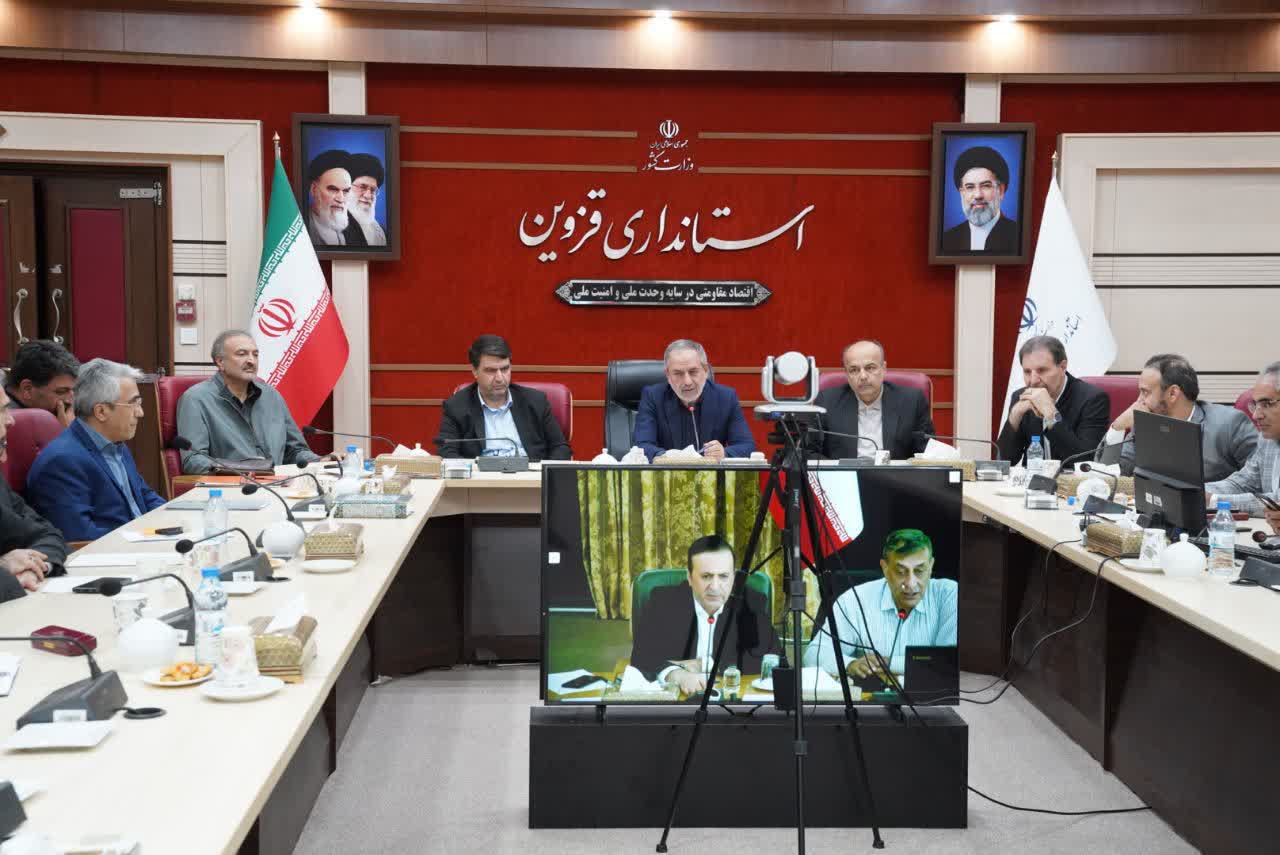 پیگیری استاندار قزوین برای اجرای مصوبات سفر رئیس‌جمهور