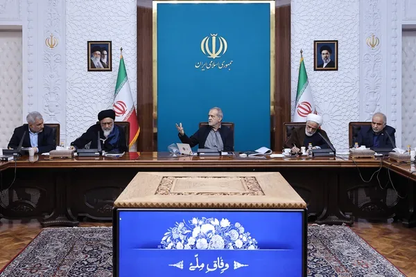 رئیس‌جمهور: برای پیگیری حقوقی جنایات تا حصول نتیجه، روزانه جلسه برگزار می‌کنم
