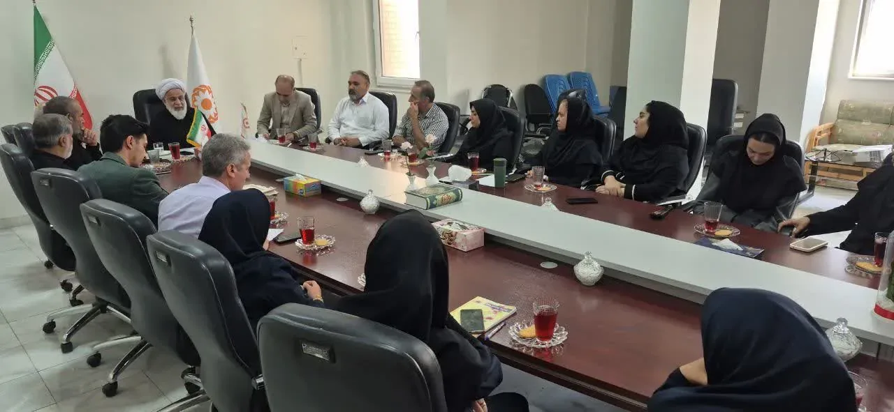 امام جمعه آبیک: خدمت به جامعه هدف بهزیستی، پاداشی الهی و ماندگار دارد