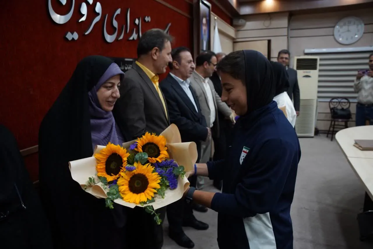 تصویر گالری - گزارش تصویری تجلیل استاندار قزوین از قهرمانان فرام