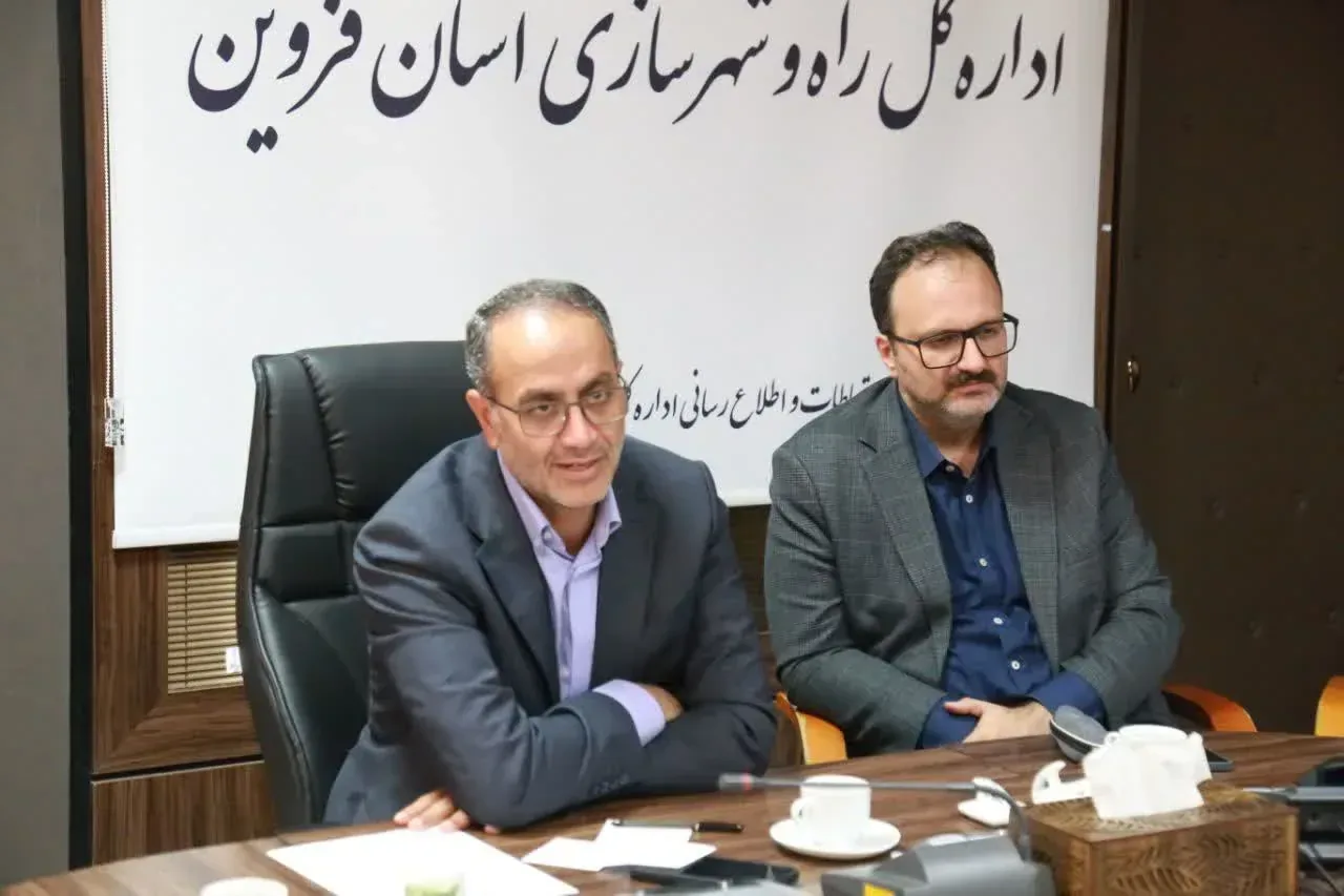معاون وزیر راه و شهرسازی بر تسریع اجرای پروژه‌های استان قزوین تأکید کرد