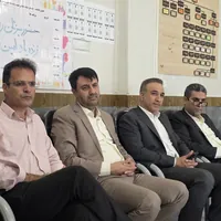حضور چگینی در جمع دانش‌آموزان دبستان امین رامبد
