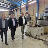 بازدید فرماندار تاکستان از شرکت ماشین‌سازی اتحاد تاک