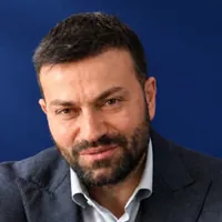 اجرای هزار مترمربع آسفالت در ناحیه دانش قزوین