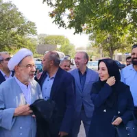 علیخانی و طاهرخانی پای صحبت اهالی روستای طزرکش