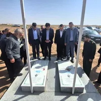 ادای احترام معاون رئیس‌جمهور و استاندار قزوین به شهدای تتنک