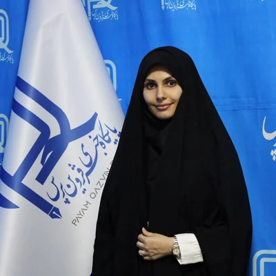 یلدا افتخاری